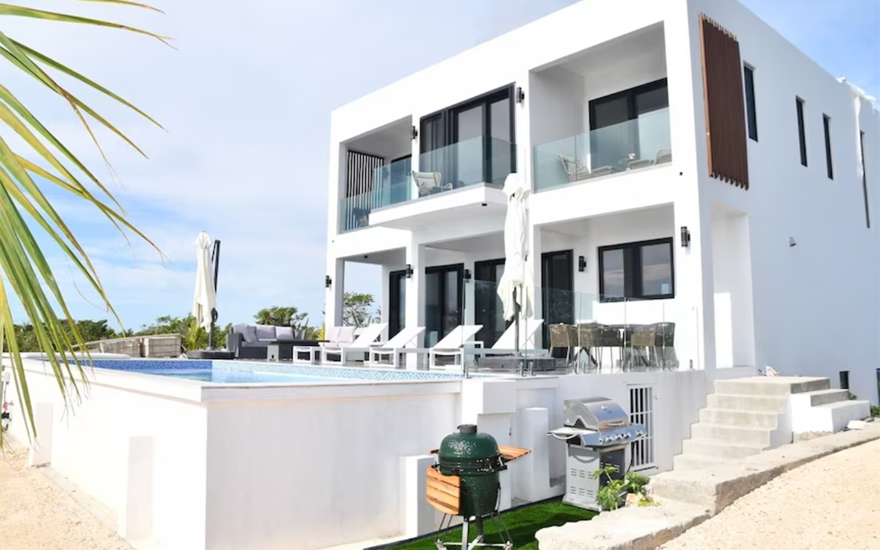 Cửa nhôm xingfa màu đen